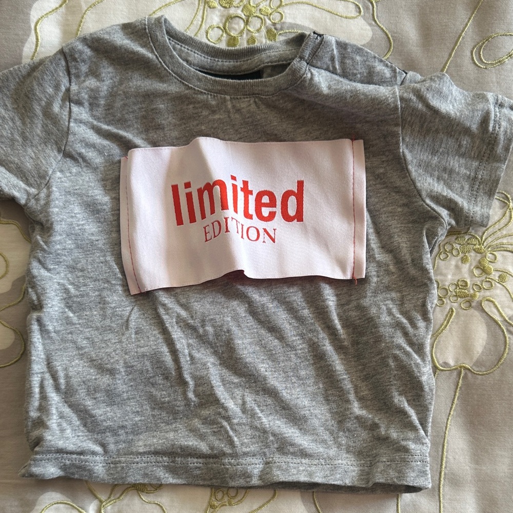 Yporque Gray Baby Shirt – 'Limited Edition' Patch Size 3M